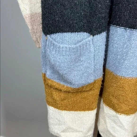 Dreamers Brown and Cream Cardigan Sweater with Cozy Knit Design - Picture 3 of 5